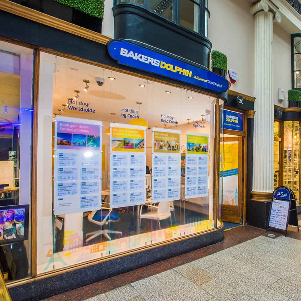 Bakers Dolphin Travel Shop in Bristol wins Retailer Award